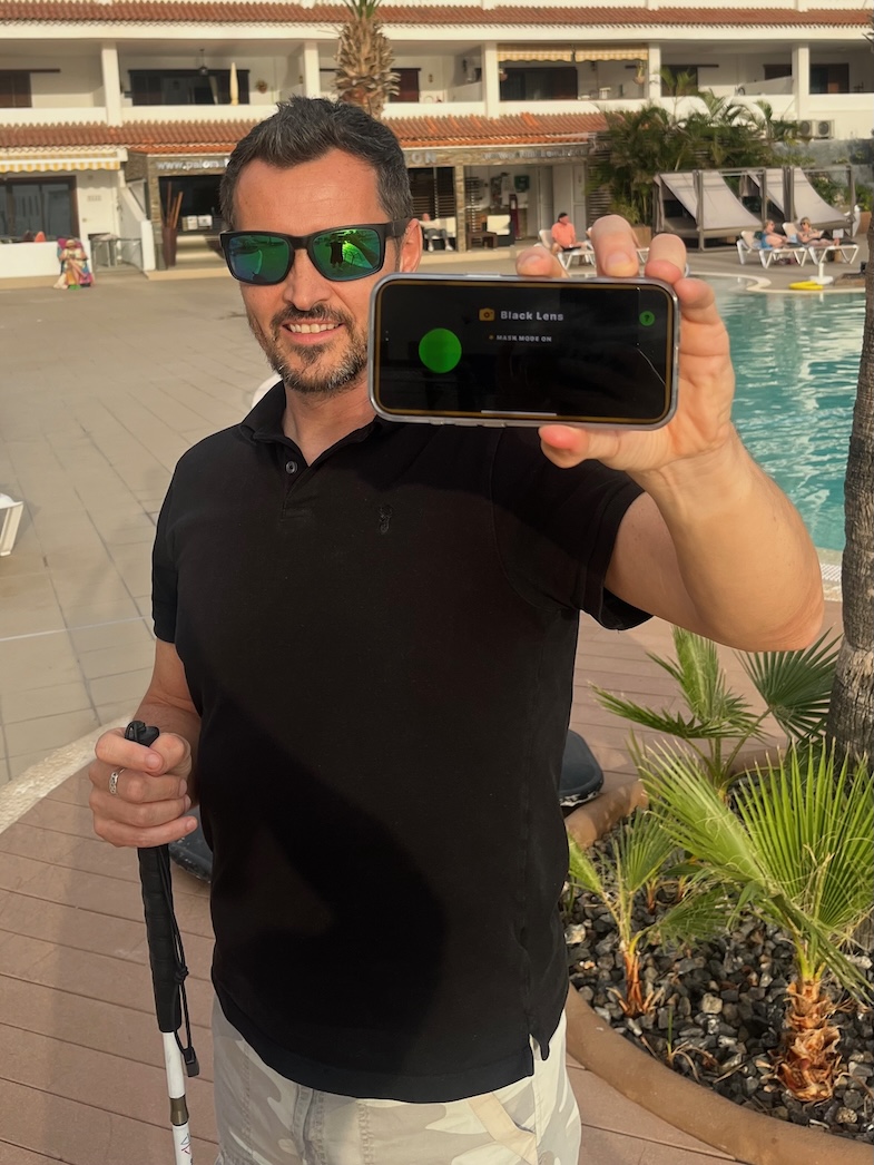 Steve, the developer behind Black Lens